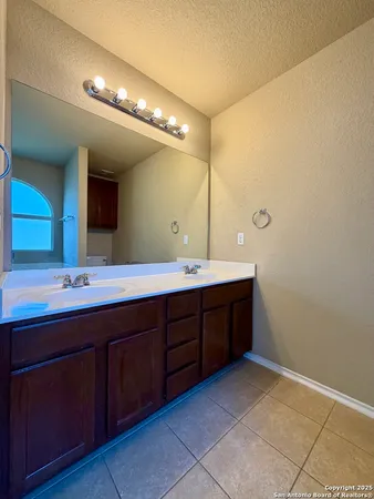 $1,650 | 7027 Fisherman Sky, San Antonio, TX 78244