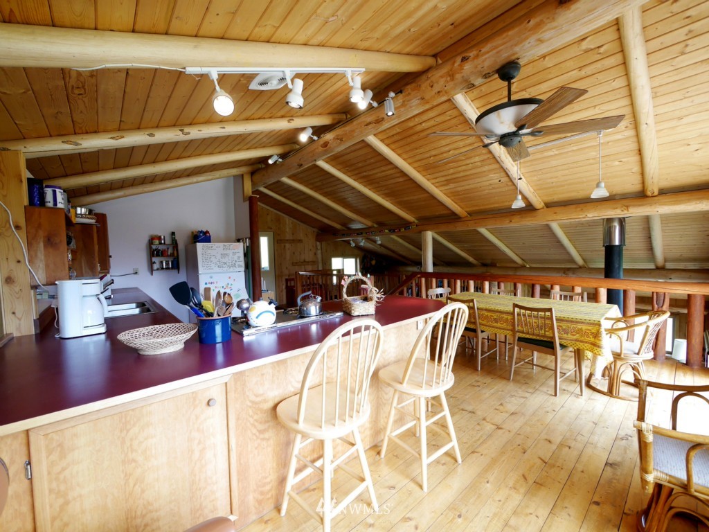 154 Cub Creek Road Winthrop, WA 98862 - Photo 5 of 25 Gallery Image 5