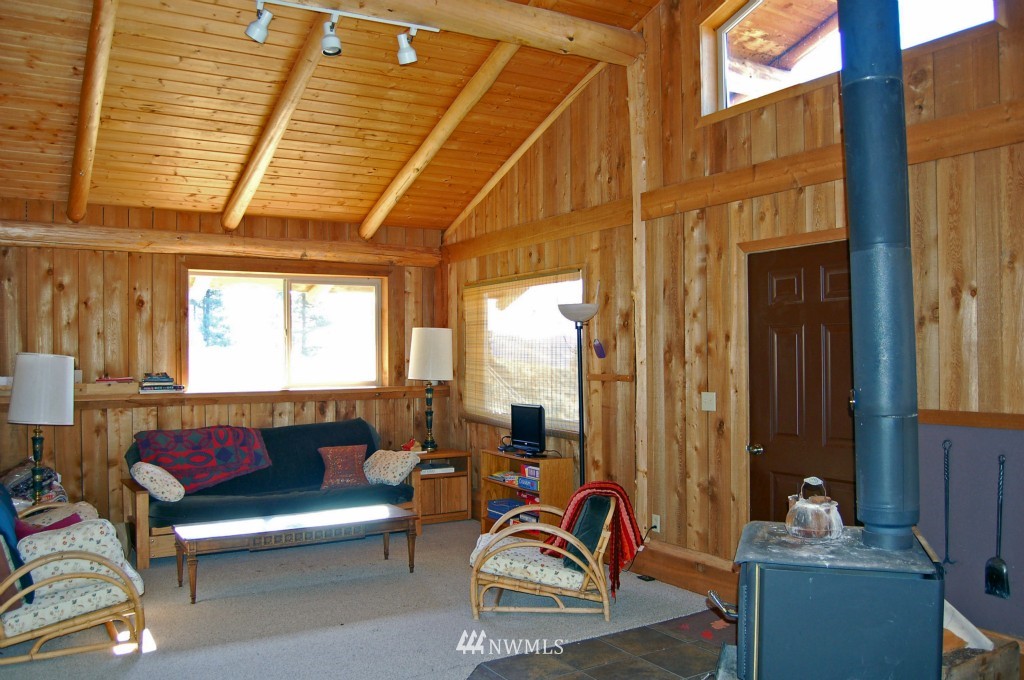 154 Cub Creek Road Winthrop, WA 98862 - Photo 10 of 25 Gallery Image 10