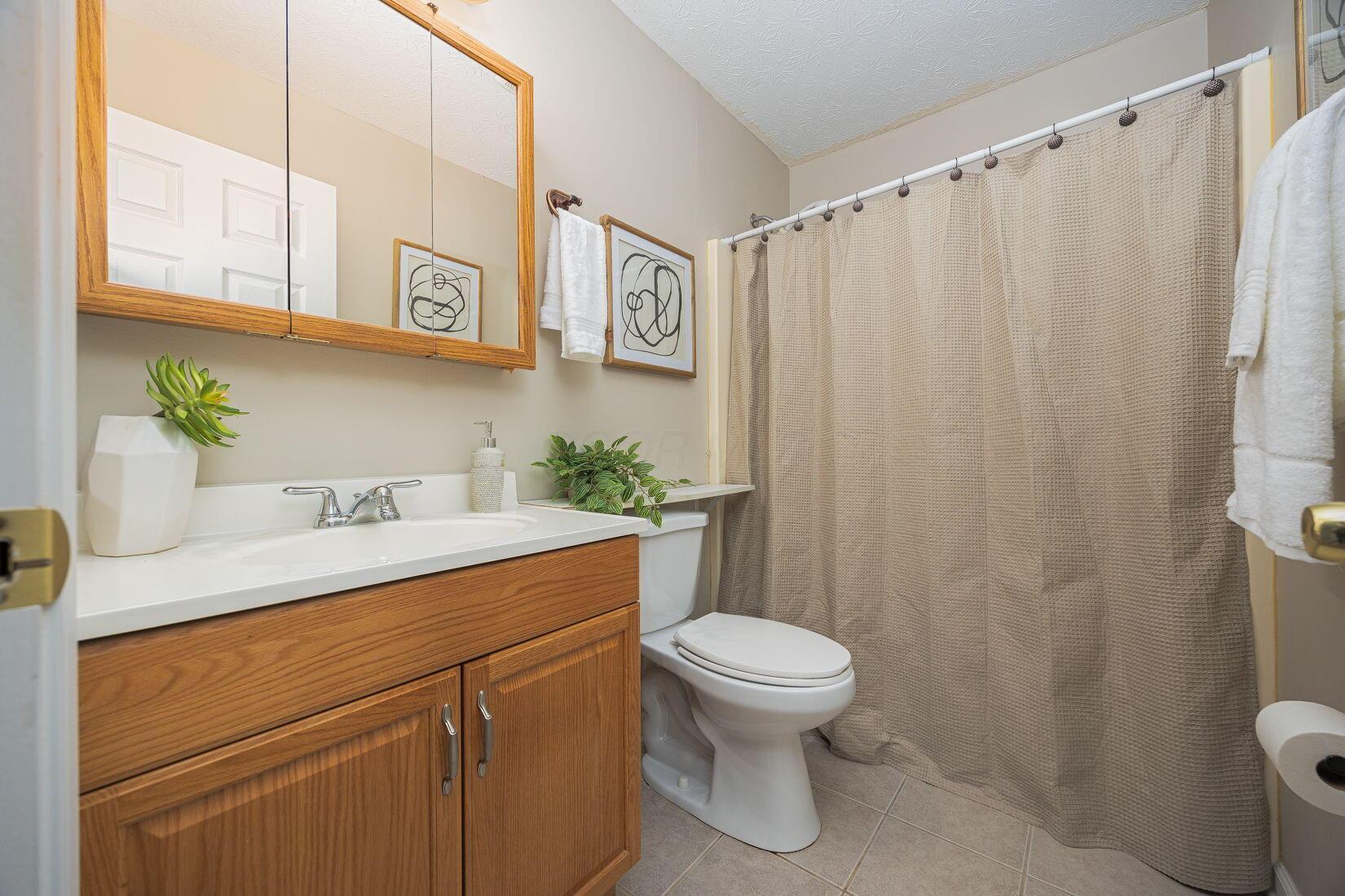 3311 Sundale Road Columbus, OH 43232 - Photo 22 of 45 20-web-or-mls-3311 Sundale Rd-20
