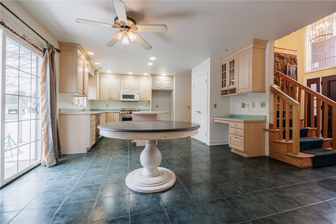 429 Bartell Lane Webster, NY 14580 - Photo 11 of 28