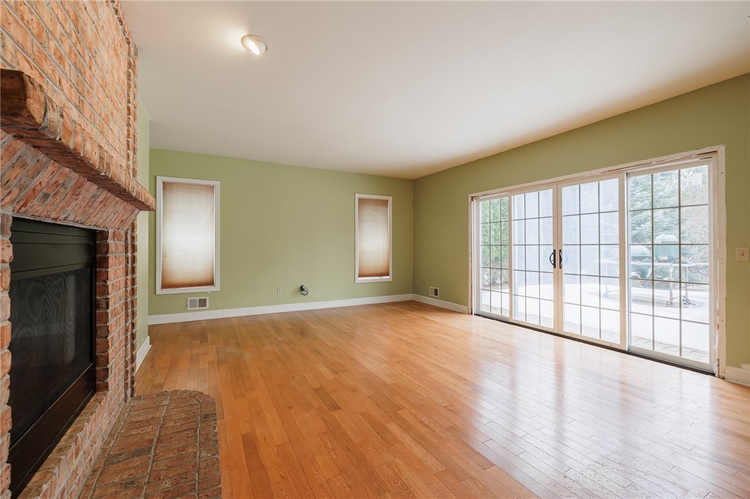 429 Bartell Lane Webster, NY 14580 - Photo 12 of 28