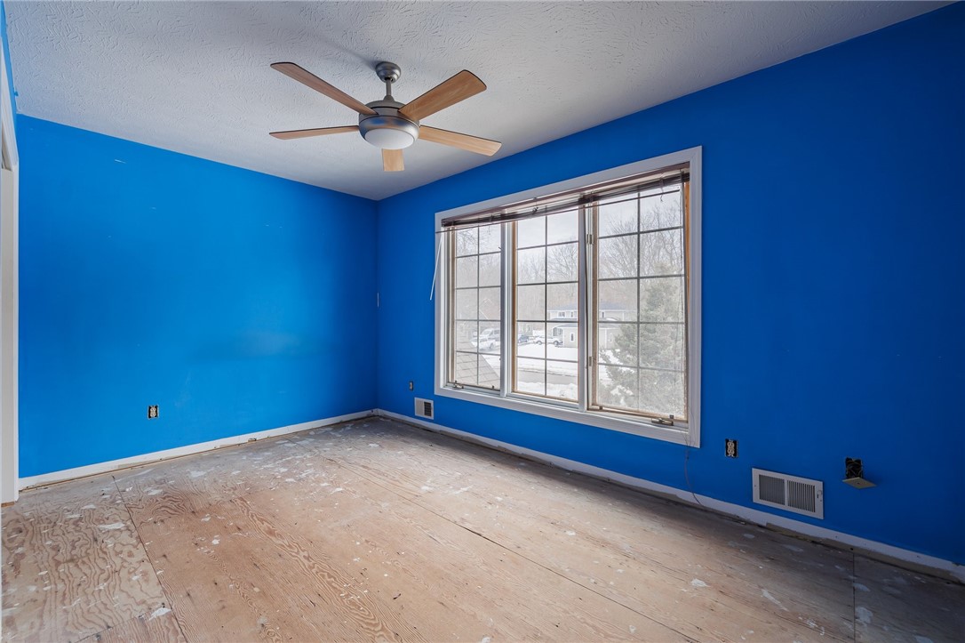 429 Bartell Lane Webster, NY 14580 - Photo 25 of 28