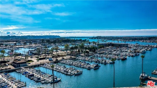 $5,950 | 4555 Alla Road, Unit C, Los Angeles, CA 90292