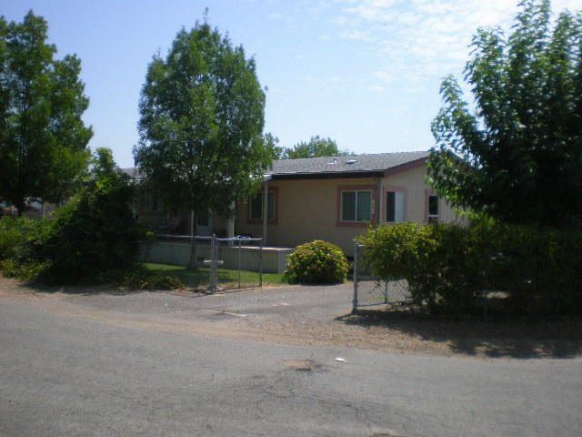 19255 Anna Road Anderson, CA 96007 - Photo 2 of 26 P7240022