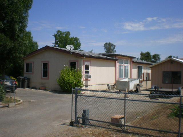 19255 Anna Road Anderson, CA 96007 - Photo 4 of 26 P7240029