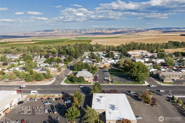 an aerial view of multiple house