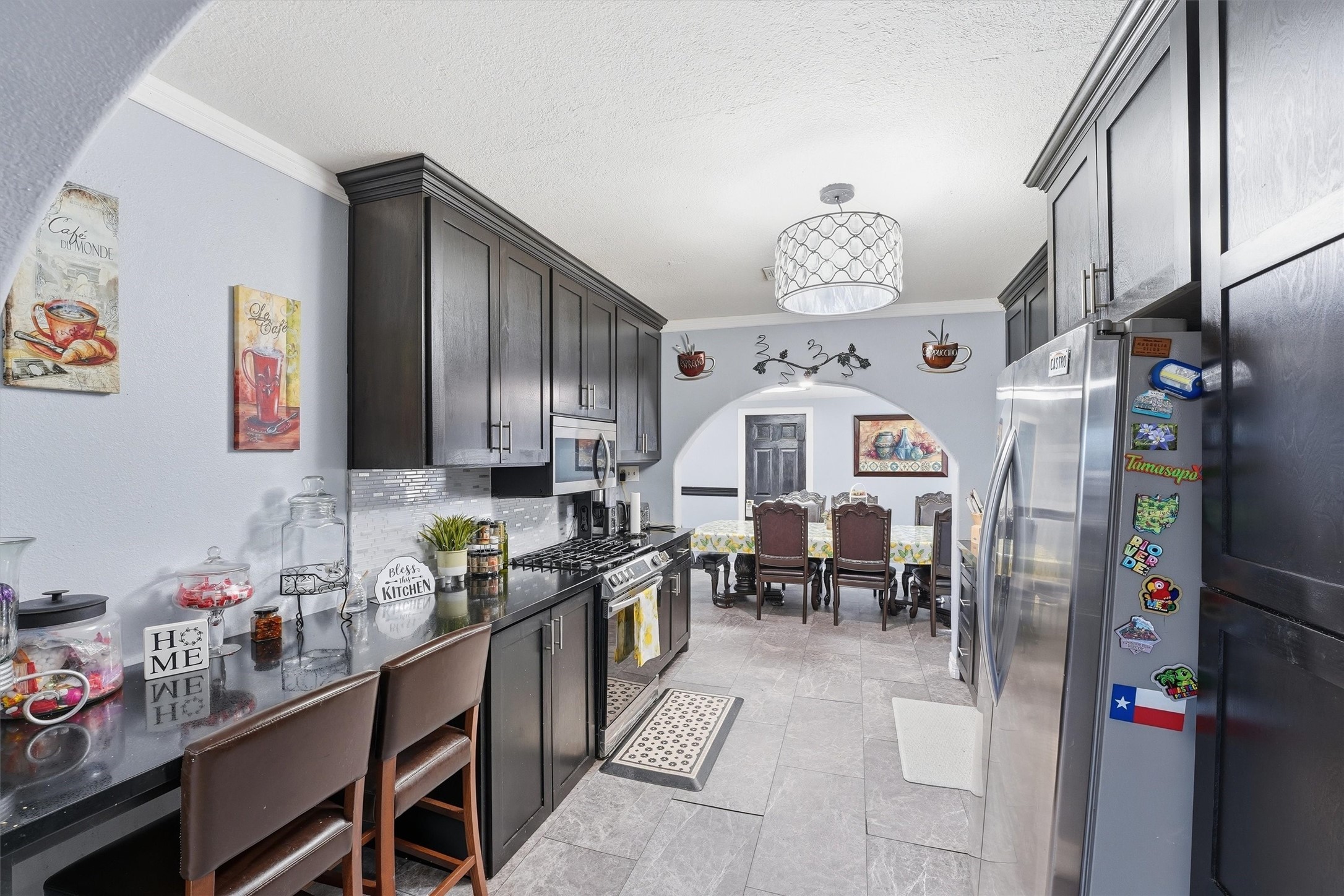 811 Canadian Street Houston, TX 77009 - Photo 11 of 26 open concept kitchen.