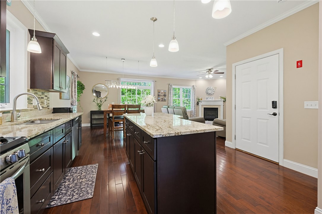 164 Bear Hill Road, Unit 14 Cumberland, RI 02864 - Photo 8 of 43