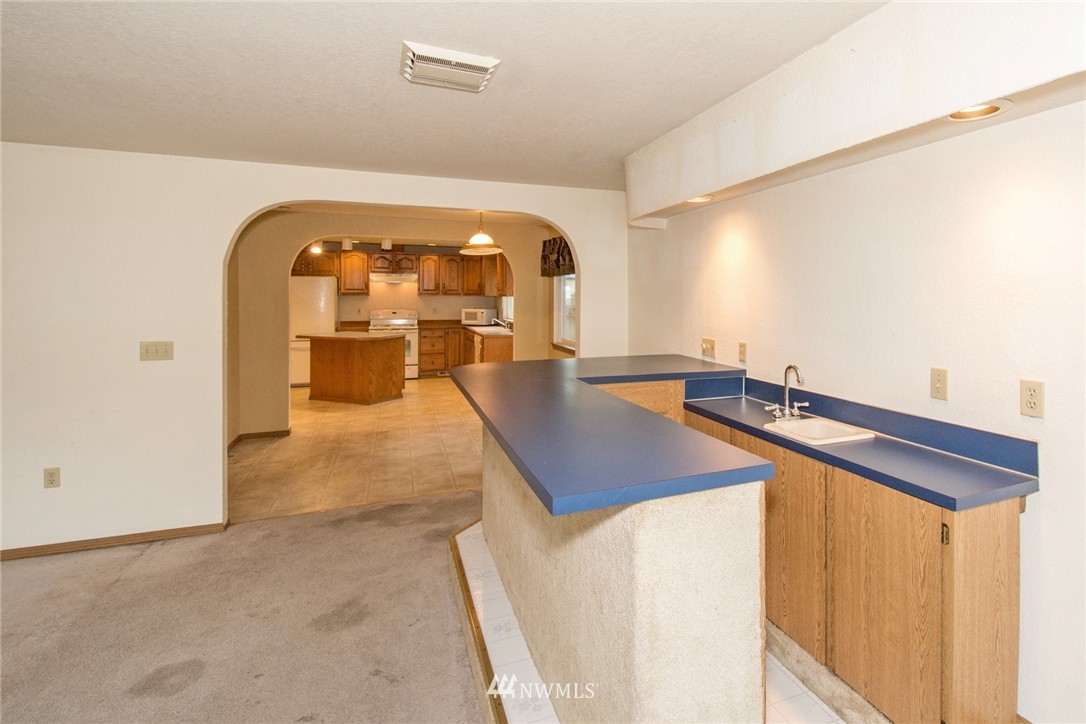 2911 Crystal Springs Road West University Place, WA 98466 - Photo 13 of 25 Gallery Image 13