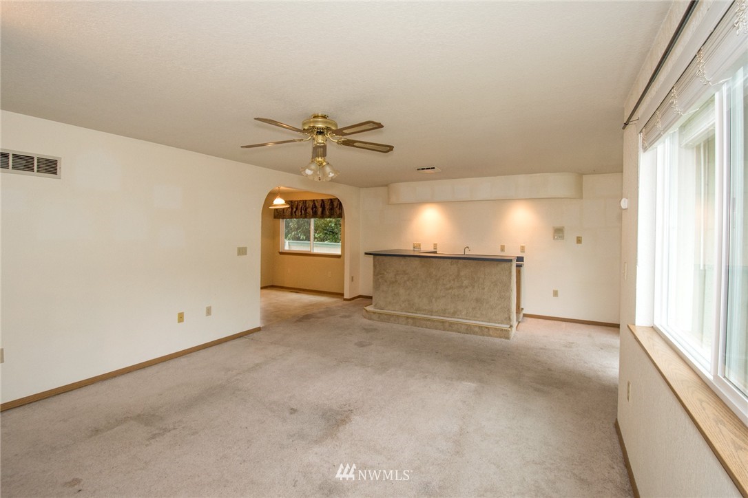 2911 Crystal Springs Road West University Place, WA 98466 - Photo 14 of 25 Gallery Image 14