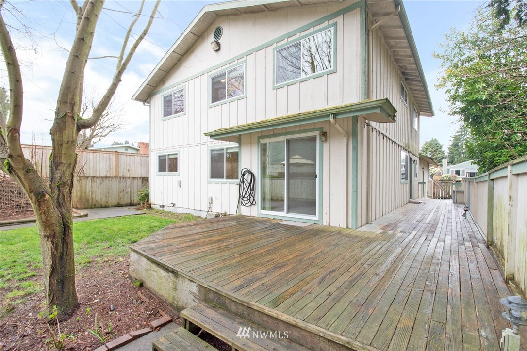 2911 Crystal Springs Road West University Place, WA 98466 - Photo 24 of 25 Gallery Image 24