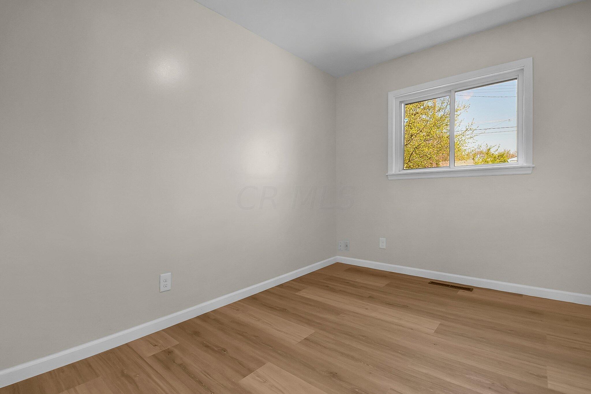 3046 Baker Hill Road Columbus, OH 43207 - Photo 15 of 24 15-web-or-mls-3046-baker-hill-rd