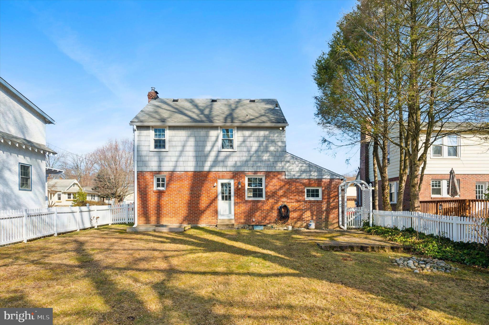 1434 Kingsley Road Havertown, PA 19083 - Photo 3 of 25 Gallery Image 3