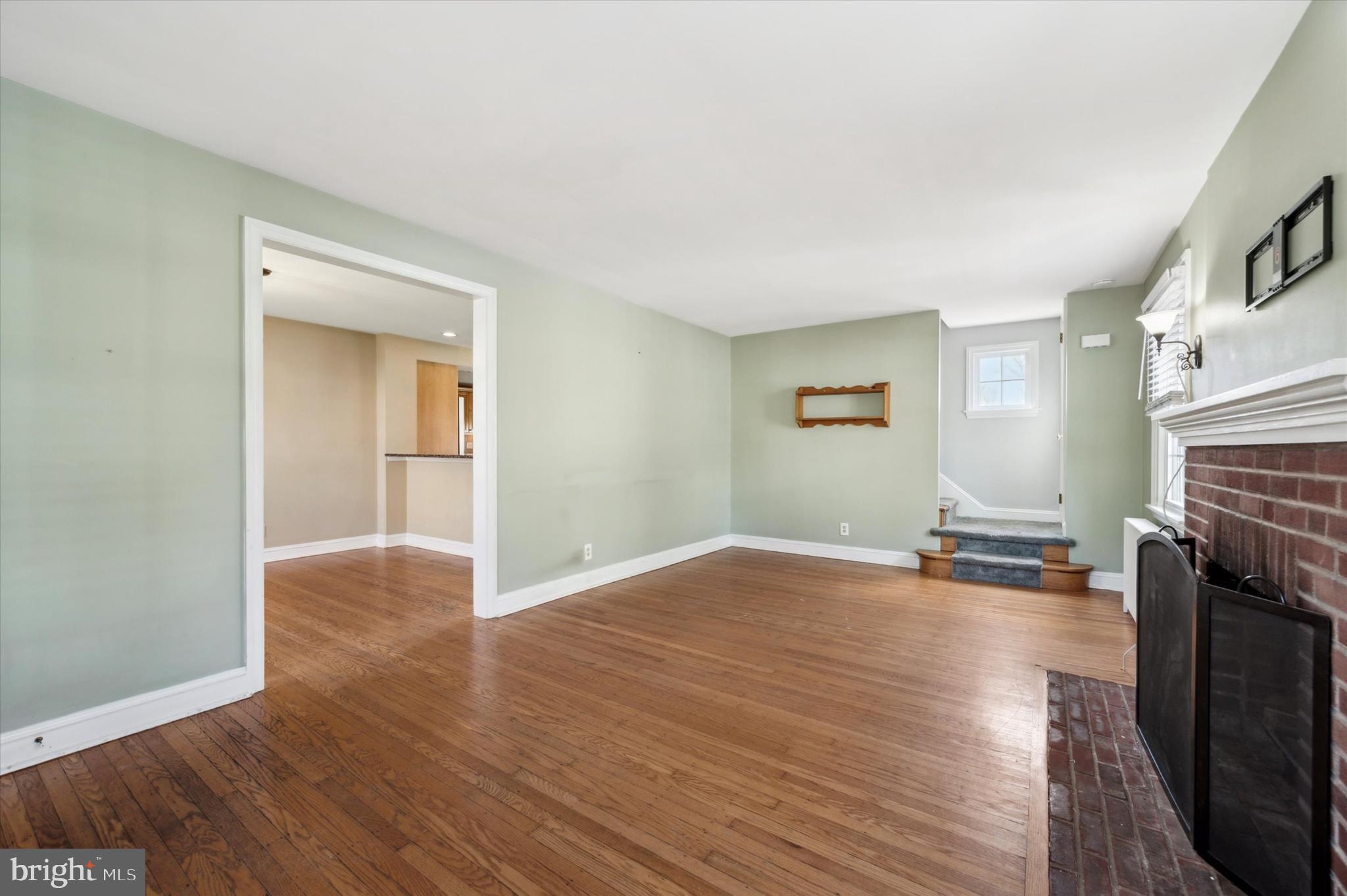 1434 Kingsley Road Havertown, PA 19083 - Photo 5 of 25 Gallery Image 5