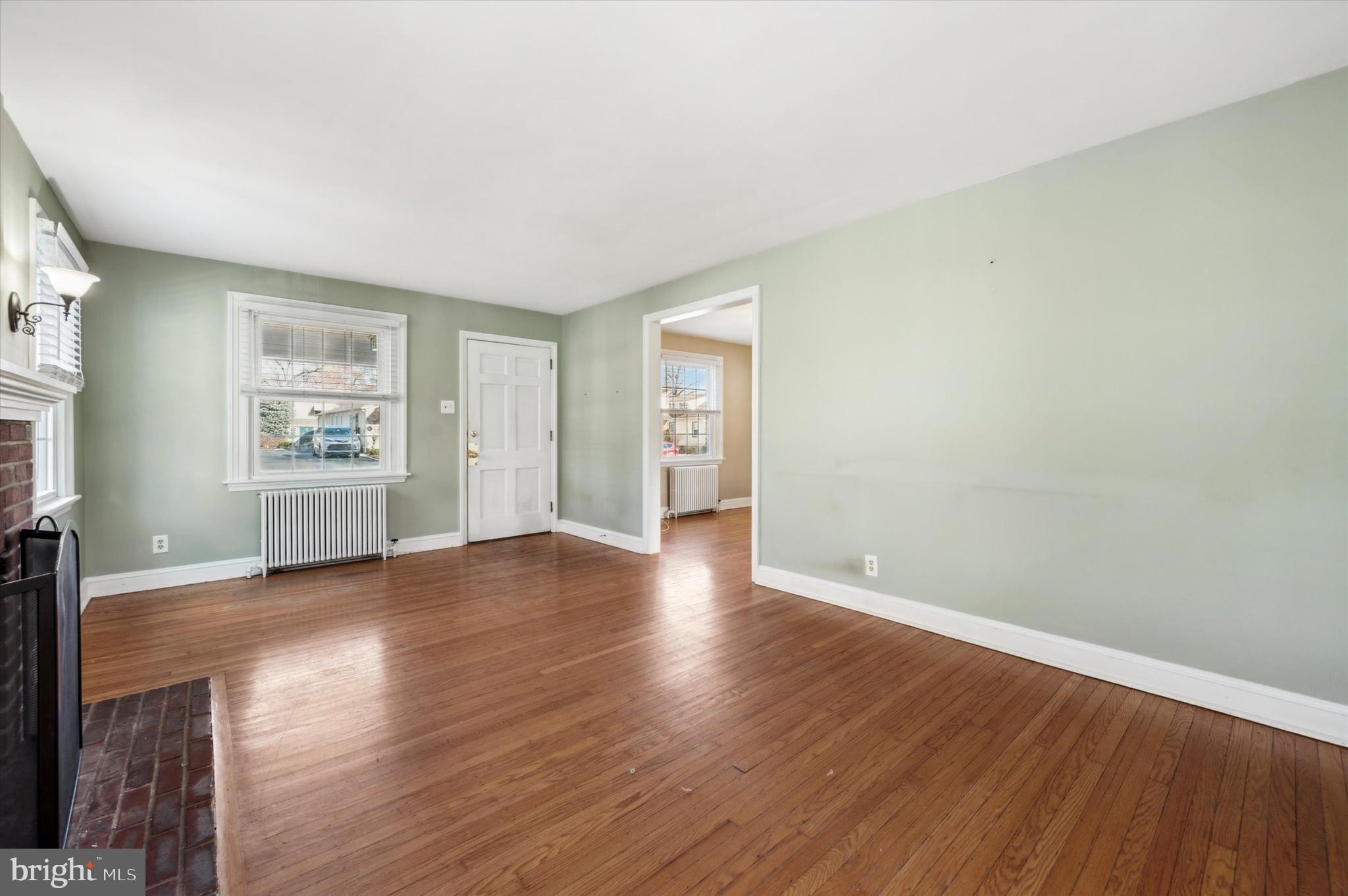 1434 Kingsley Road Havertown, PA 19083 - Photo 6 of 25 Gallery Image 6
