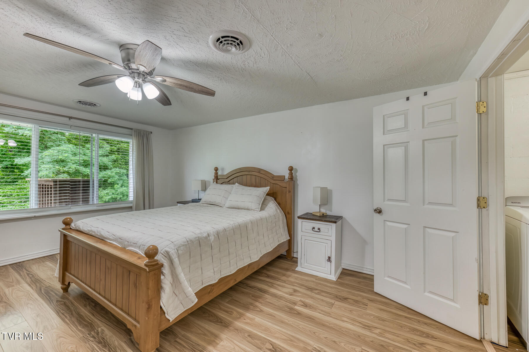 124 Tolley Lane Erwin, TN 37650 - Photo 18 of 31 124 Tolley Ln-20