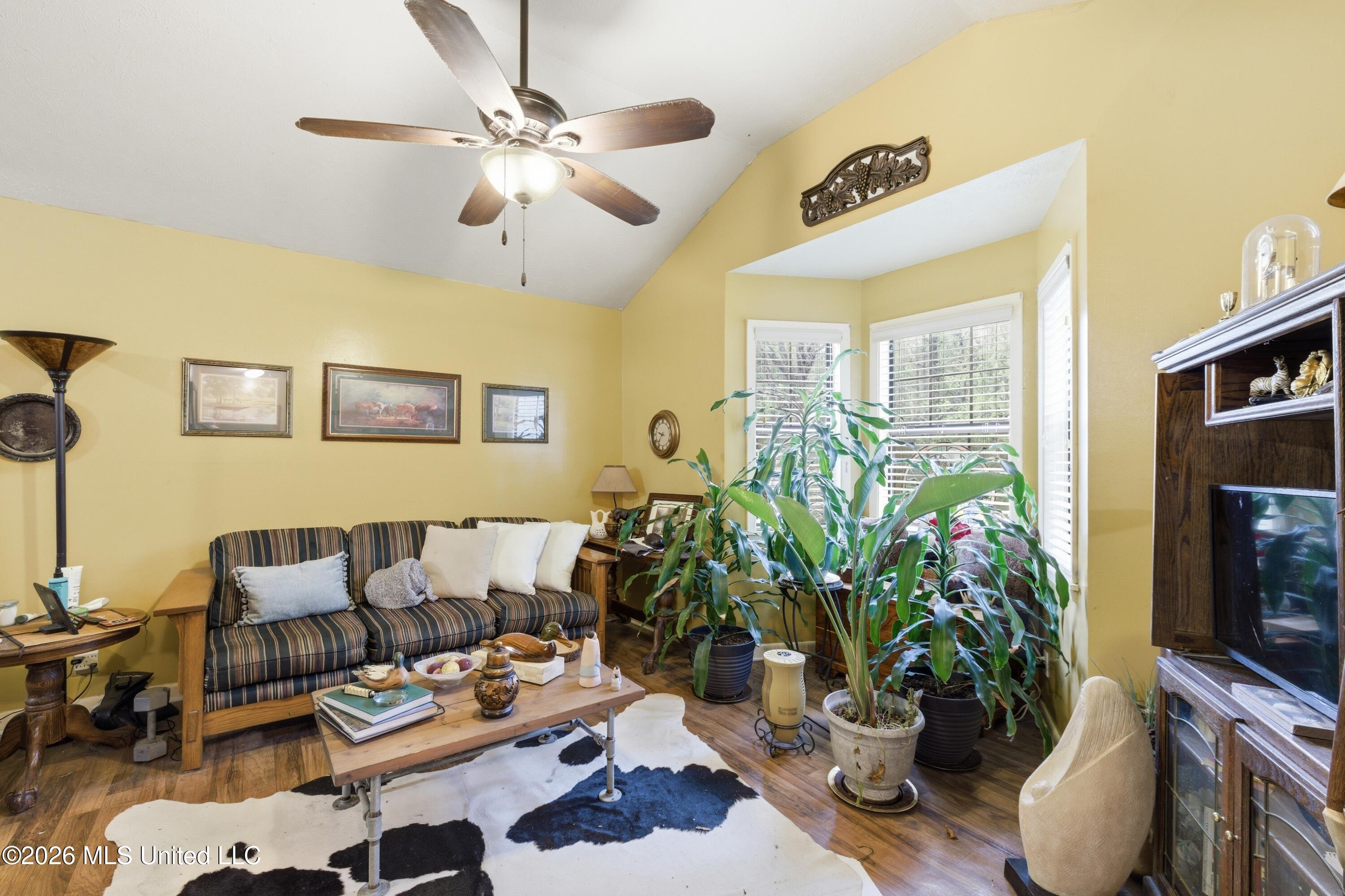 436 Flag Lake Road Sarah, MS 38665 - Photo 3 of 38 934A1799