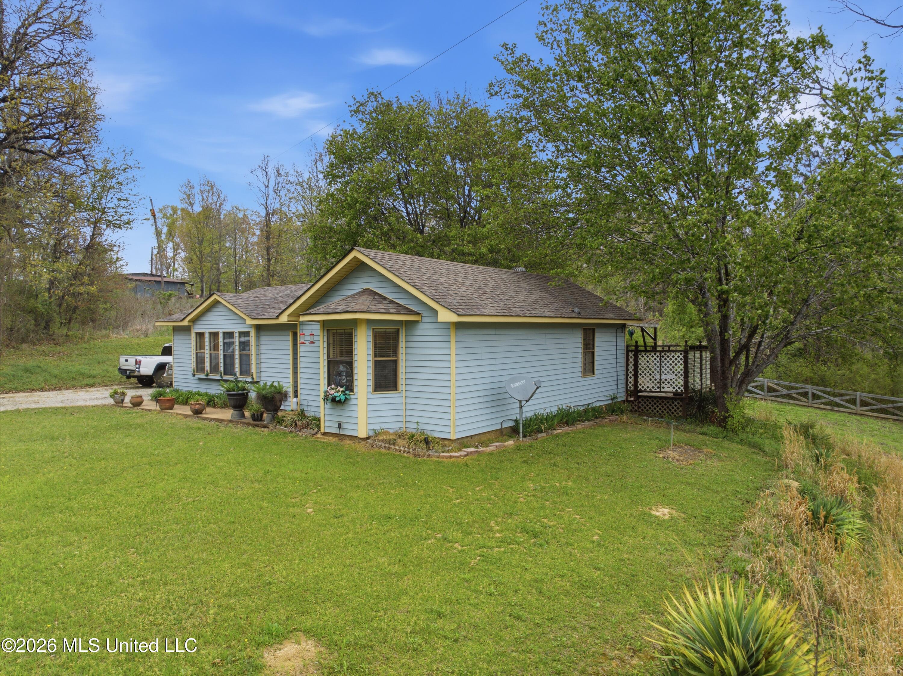 436 Flag Lake Road Sarah, MS 38665 - Photo 32 of 38 DJI_0493