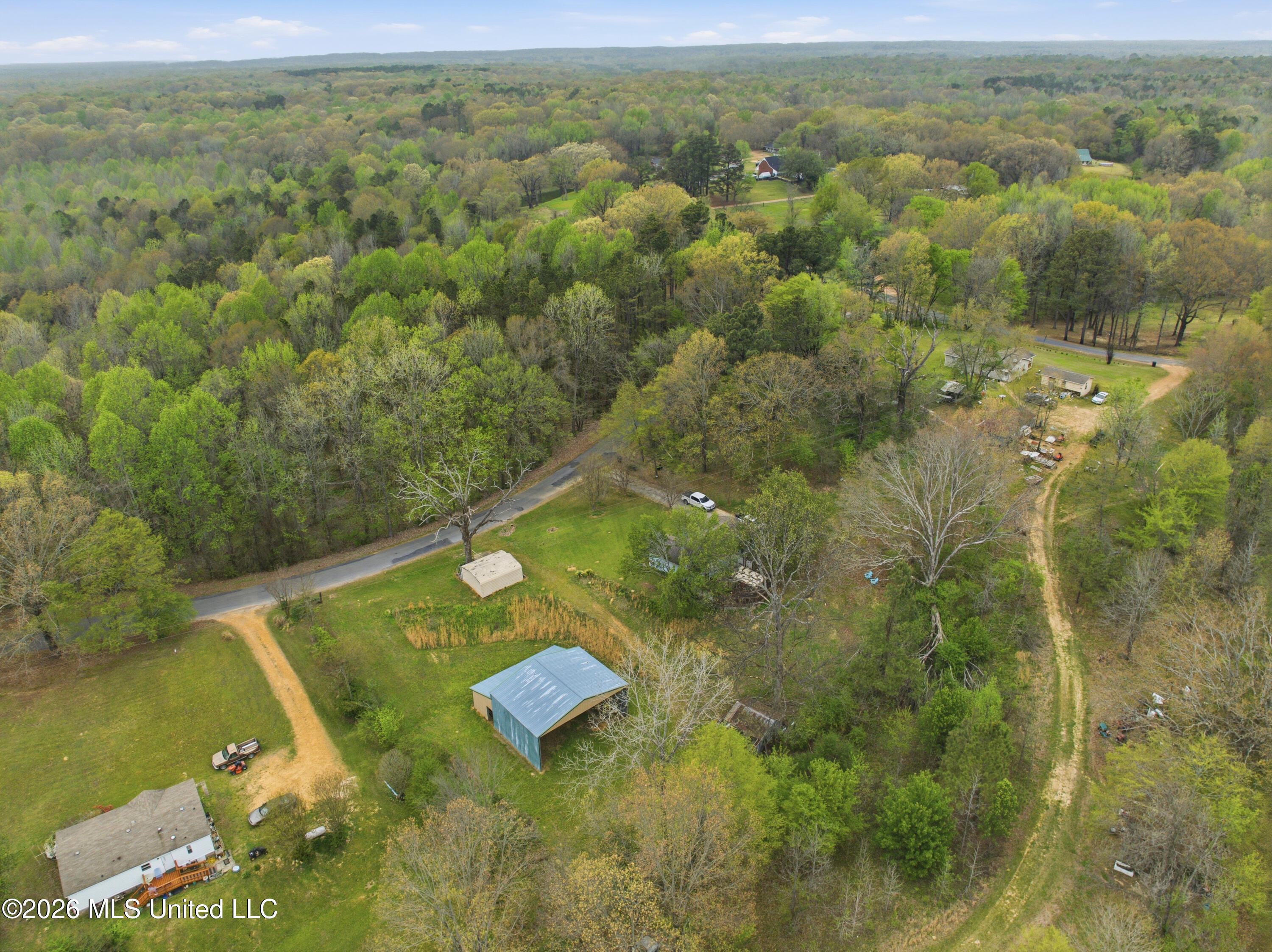 436 Flag Lake Road Sarah, MS 38665 - Photo 36 of 38 DJI_0518