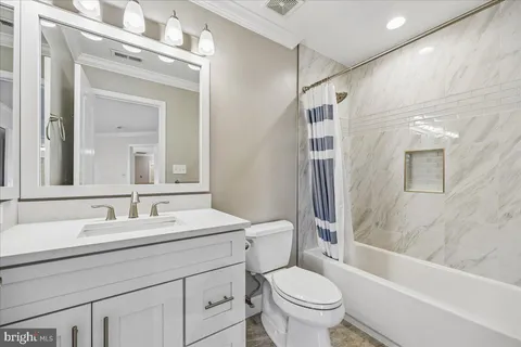$1,450,000 | 15200 Country Glen Court, Darnestown, MD 20878
