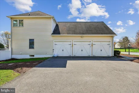 $1,450,000 | 15200 Country Glen Court, Darnestown, MD 20878
