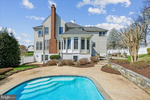 $1,529,000 | 15200 Country Glen Court, Darnestown, MD 20878
