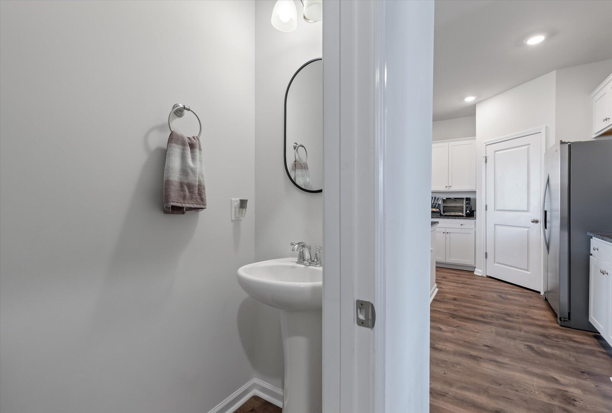 411 Bering Lane Summerville, SC 29486 - Photo 21 of 36 21 Powder Rm