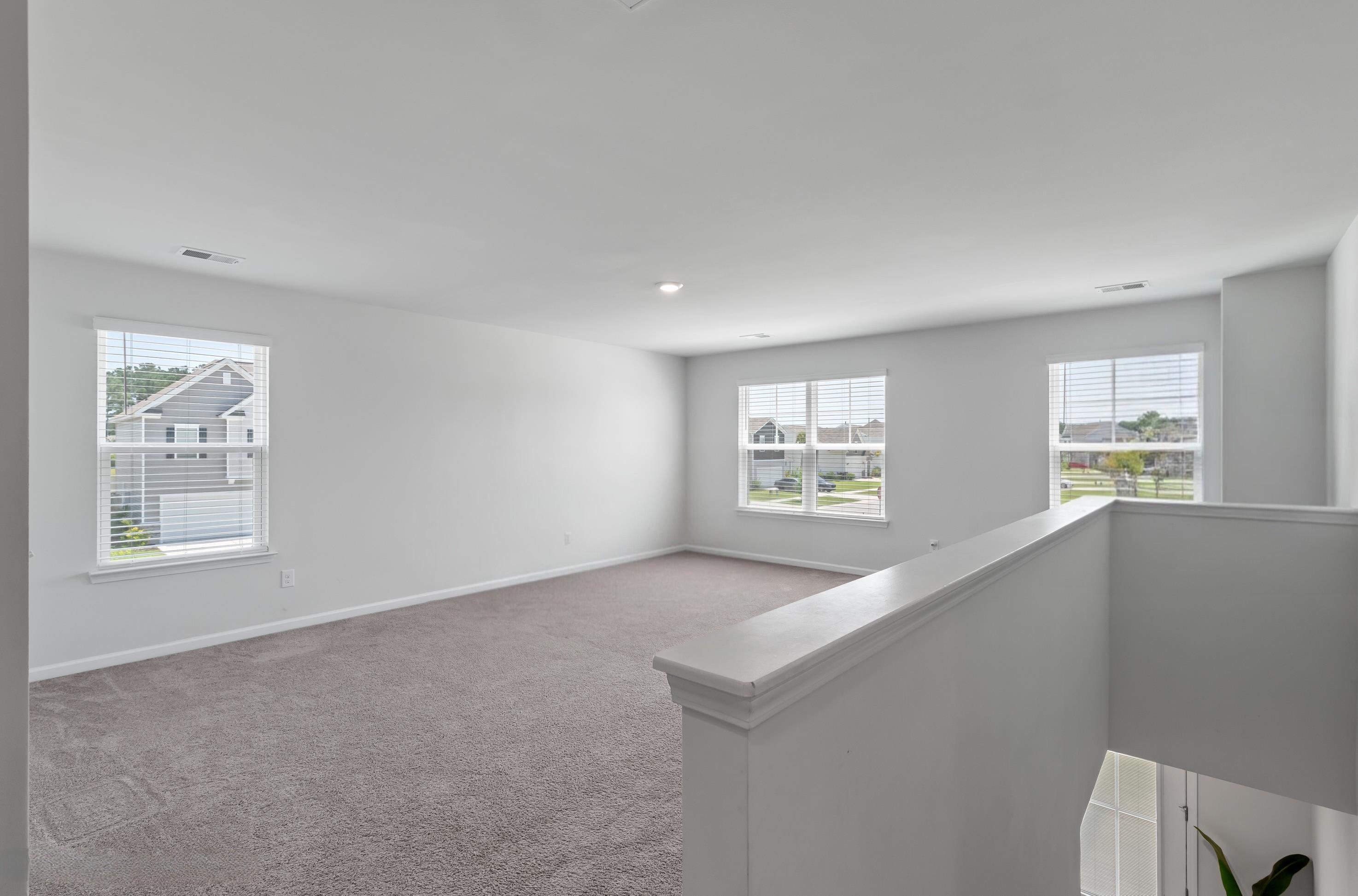 411 Bering Lane Summerville, SC 29486 - Photo 23 of 36 23 Loft