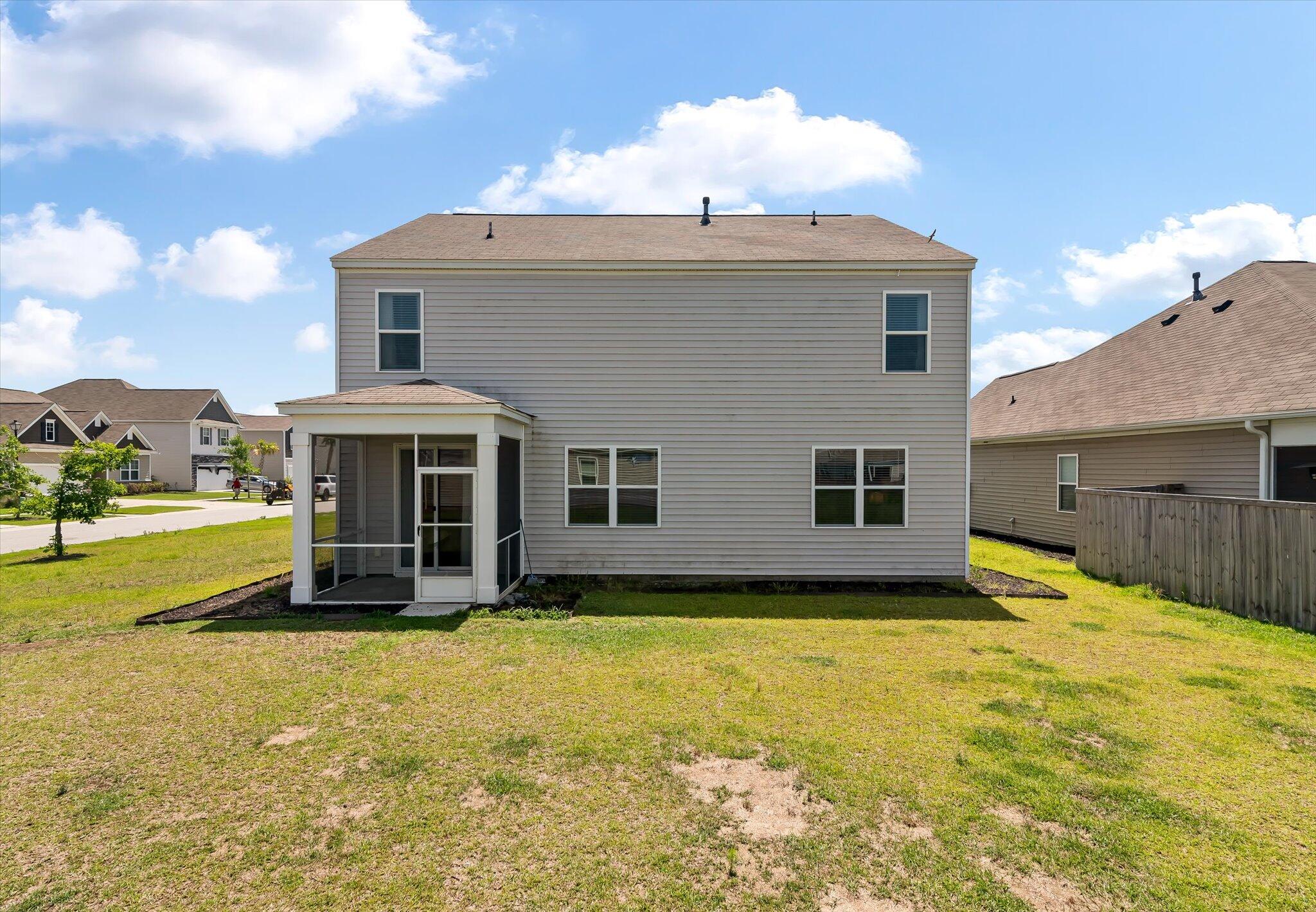 411 Bering Lane Summerville, SC 29486 - Photo 32 of 36 32 Back Ext