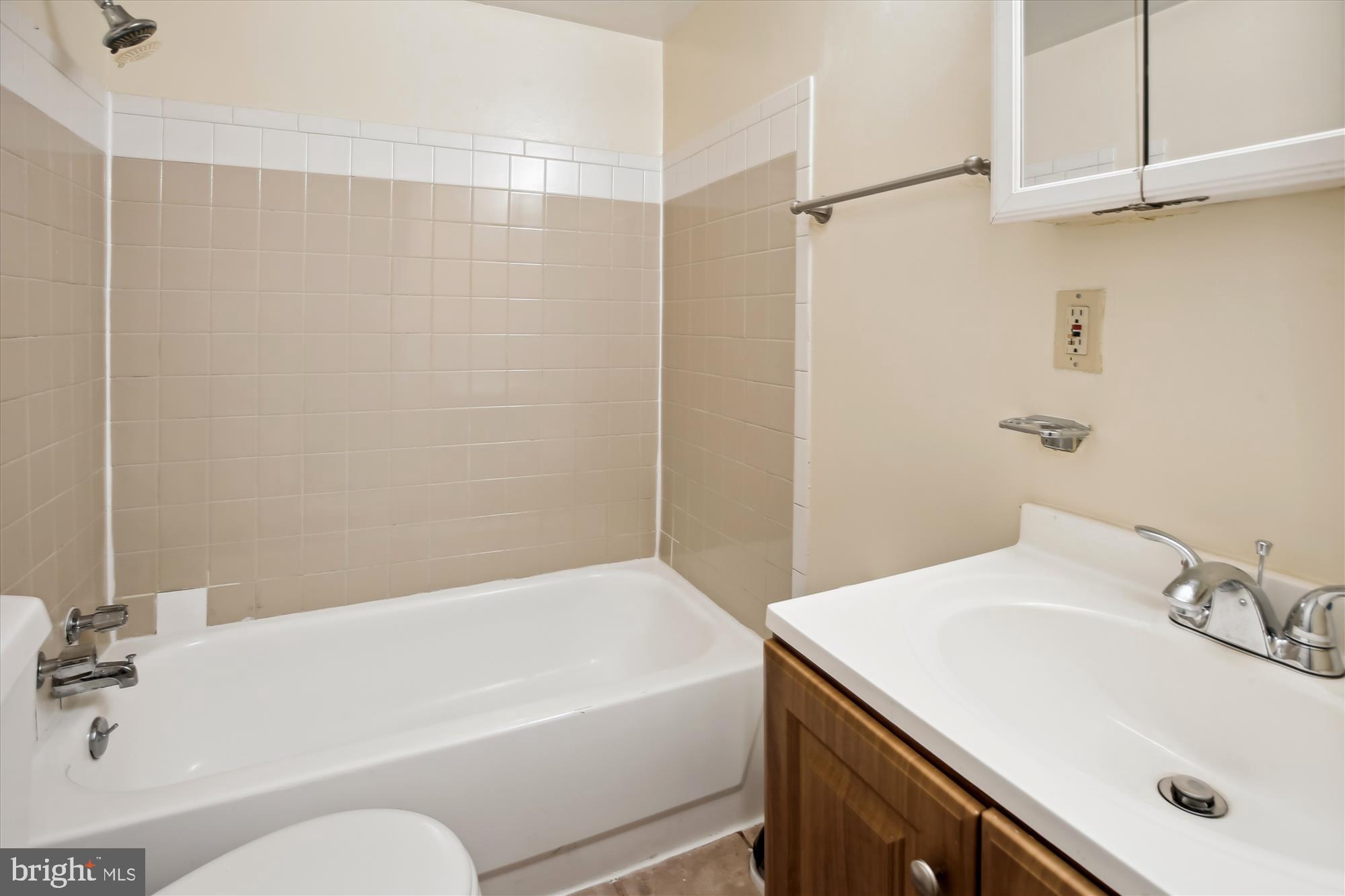 16 Q Street Northeast Washington, DC 20002 - Photo 27 of 31