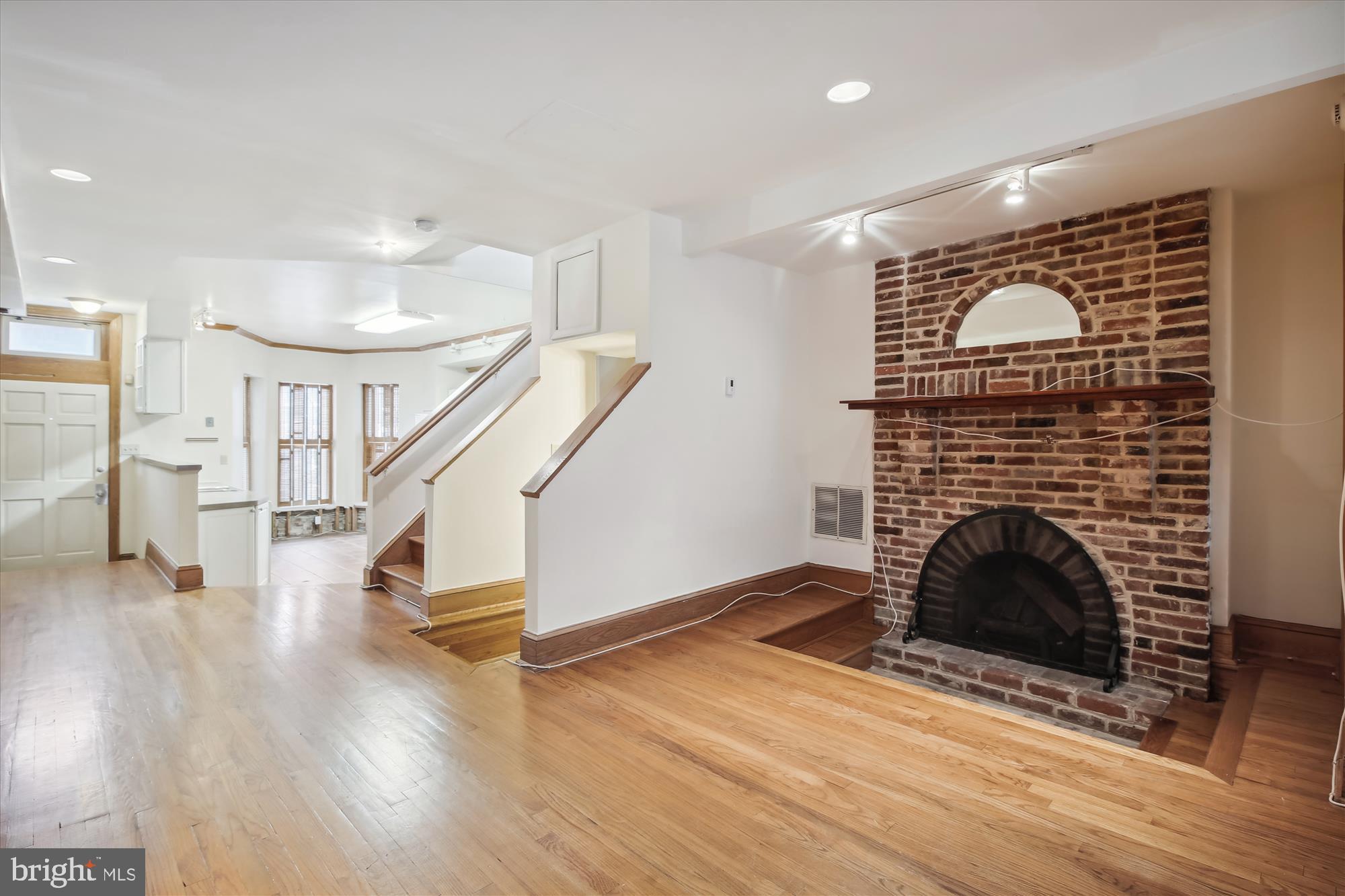 16 Q Street Northeast Washington, DC 20002 - Photo 6 of 31