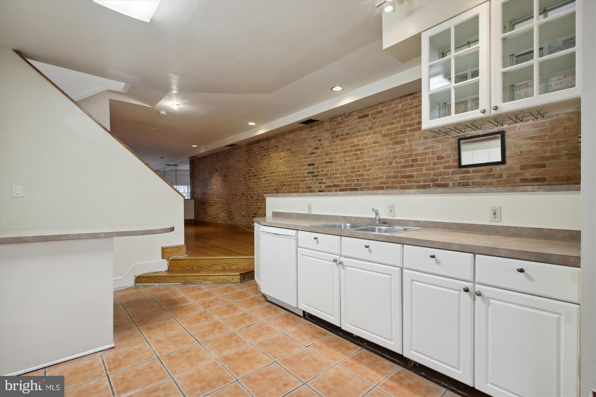 16 Q Street Northeast Washington, DC 20002 - Photo 10 of 31