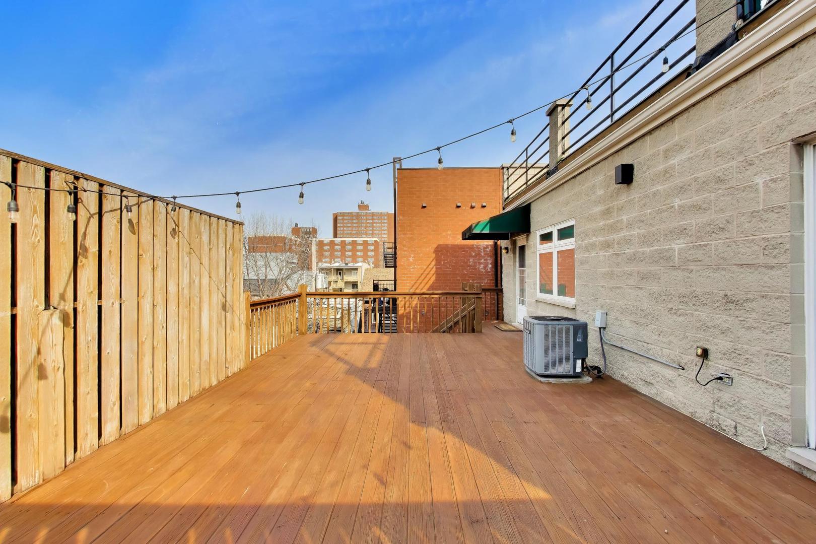 1532 West Fry Street, Unit 3 Chicago, IL 60642 - Photo 34 of 36 a view of a patio with a patio