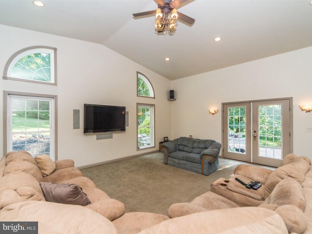 158 Adamstown Road Reinholds, PA 17569 - Photo 8 of 30 Gallery Image 8