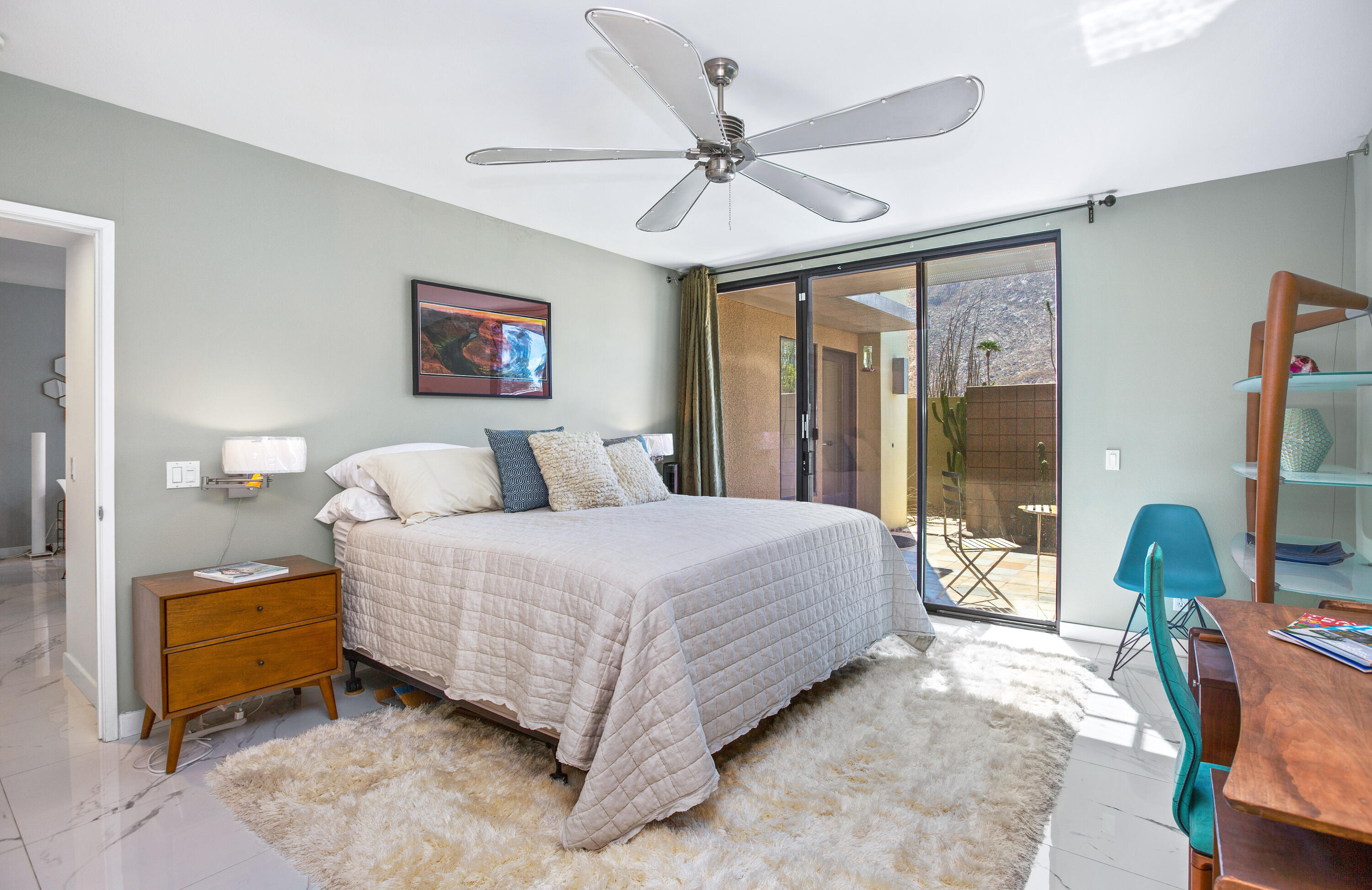 685 East Arenas Road Palm Springs, CA 92262 - Photo 26 of 33 24