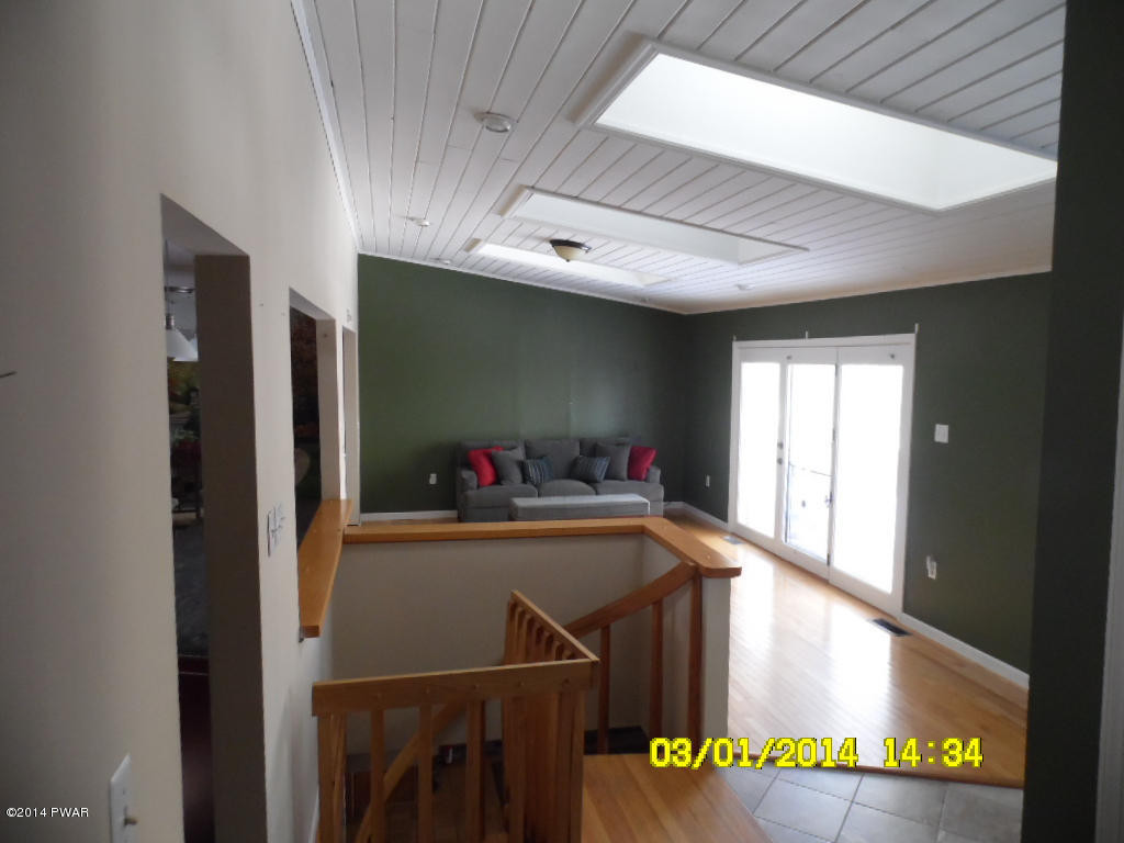 122 Chippy Cole Road Milford, PA 18337 - Photo 3 of 40 Gallery Image 3