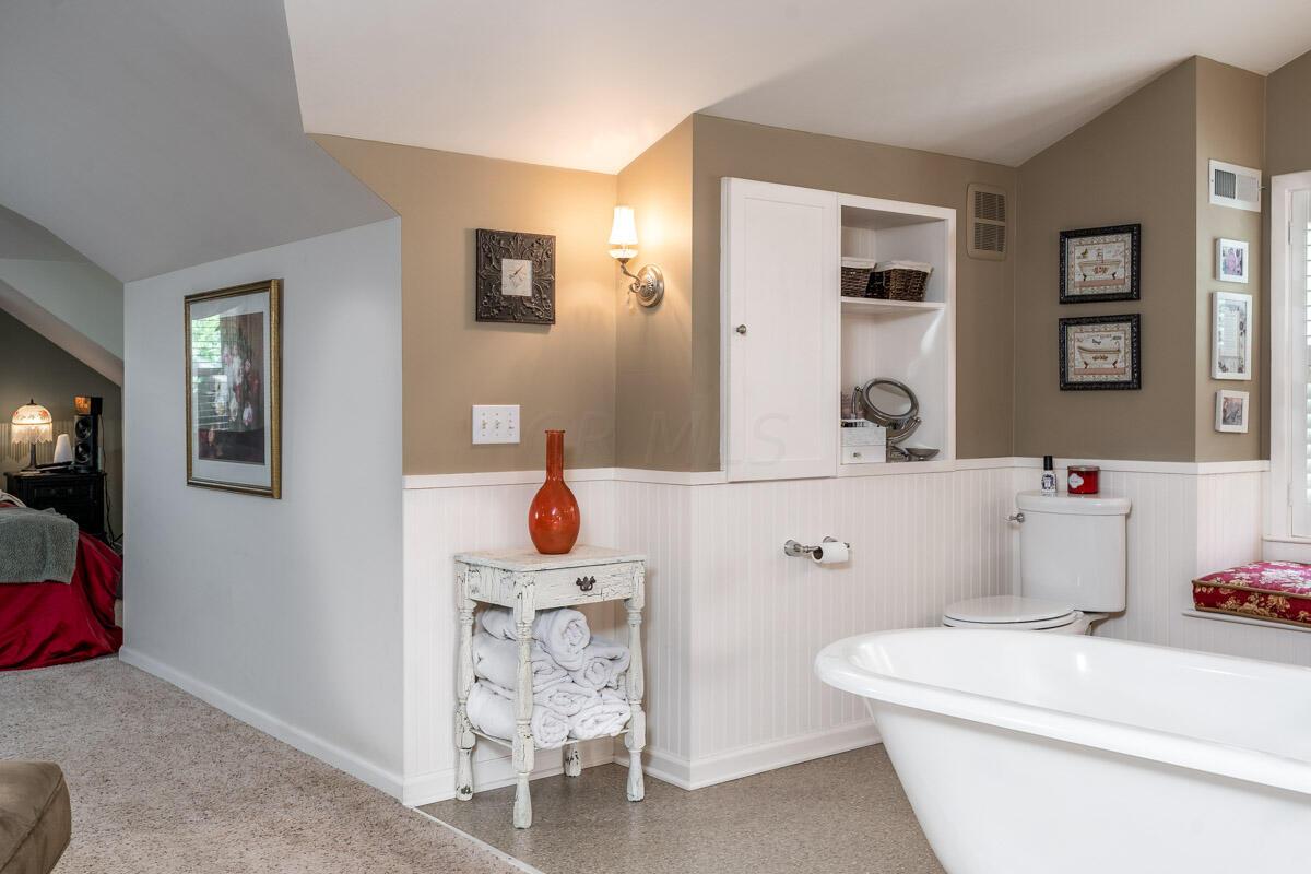 102 James Road Columbus, OH 43230 - Photo 26 of 46