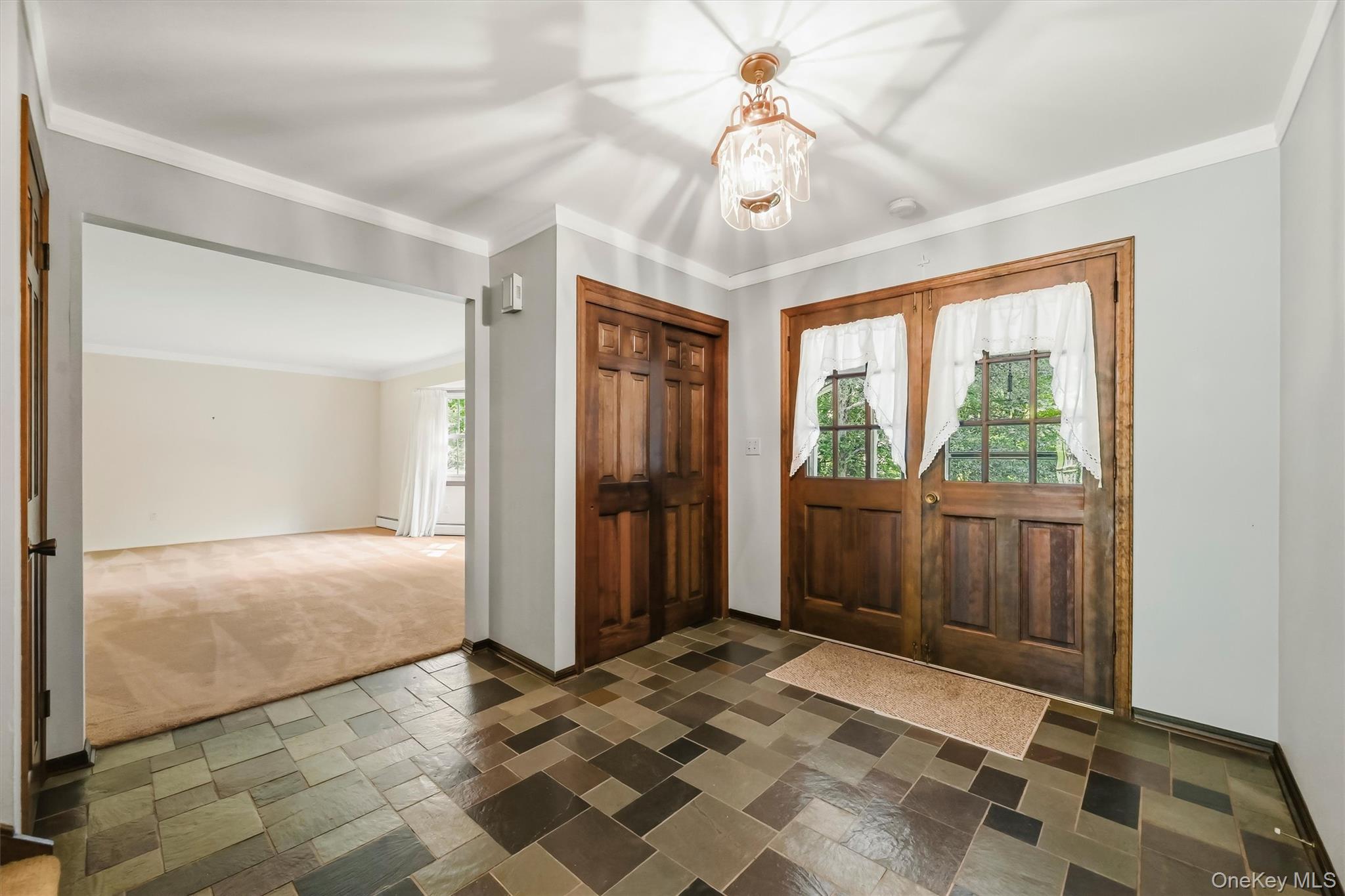 16 Panel Lane Florida, NY 10921 - Photo 6 of 38