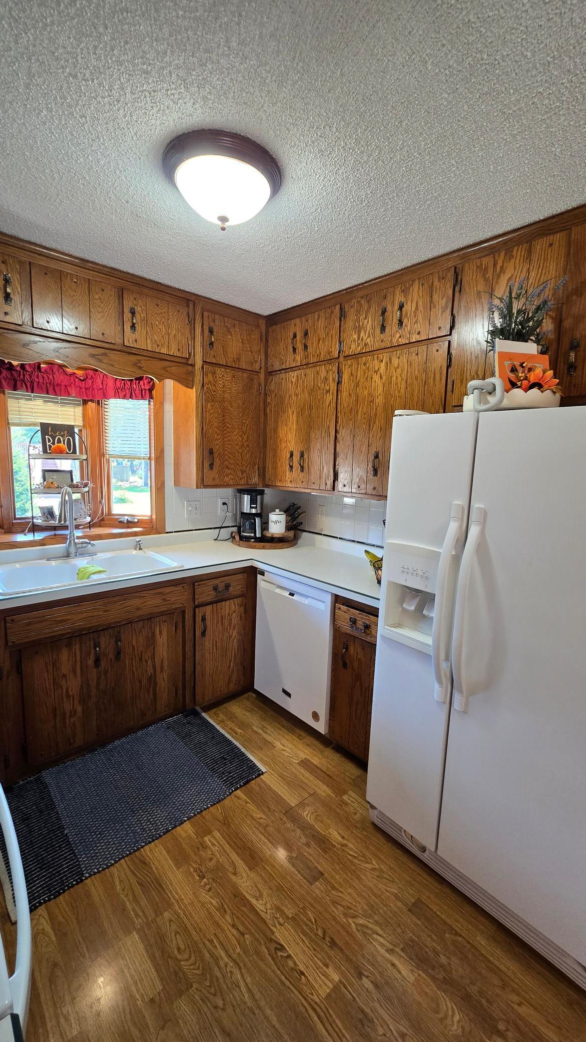 277 3rd Street Southeast Blooming Prairie, MN 55917 - Photo 23 of 50