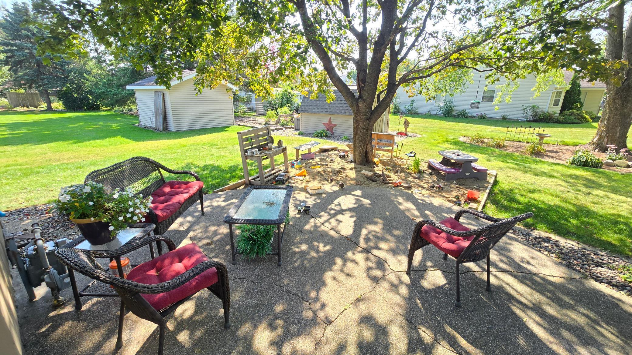 277 3rd Street Southeast Blooming Prairie, MN 55917 - Photo 4 of 50