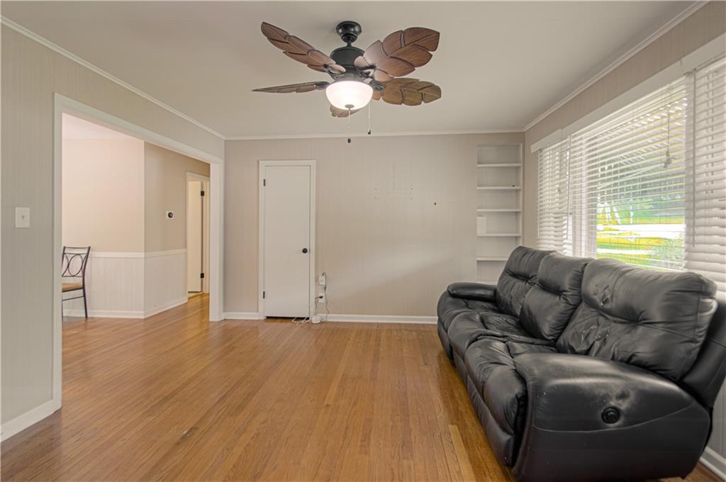 2418 Northeast Pursell Road Gladstone, MO 64119 - Photo 5 of 25