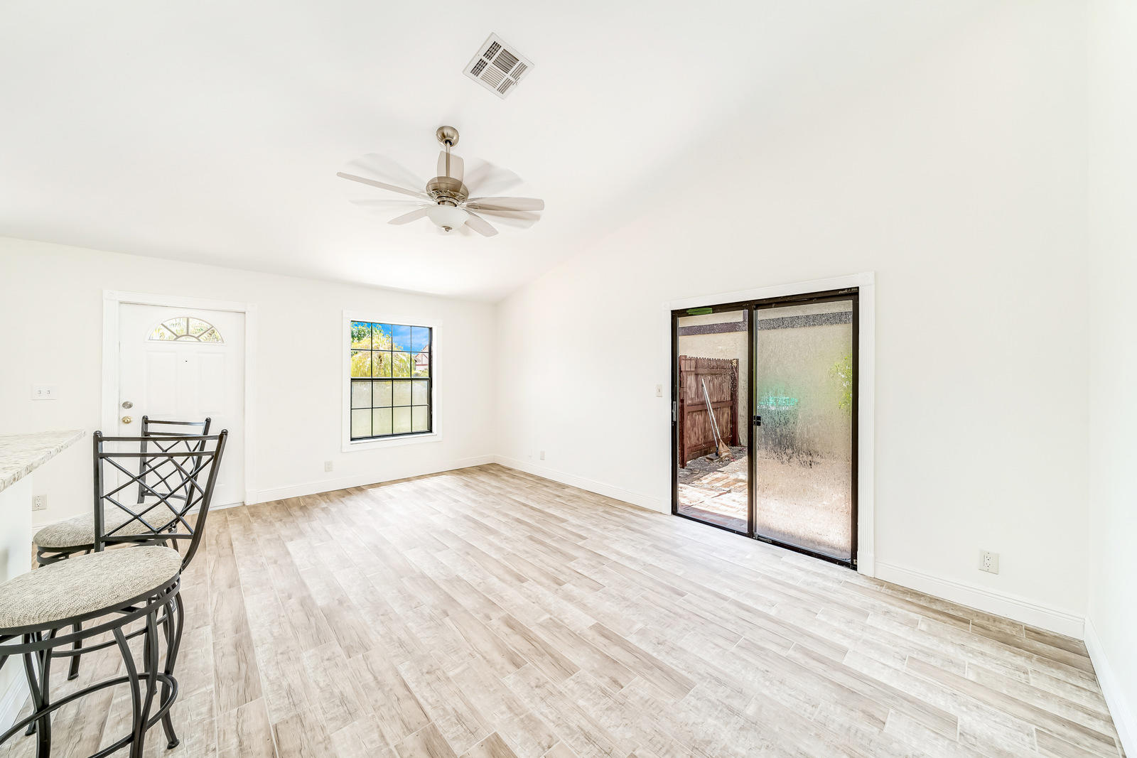 11130 Model Circle East Boca Raton, FL 33428 - Photo 31 of 75 28-Interior-32