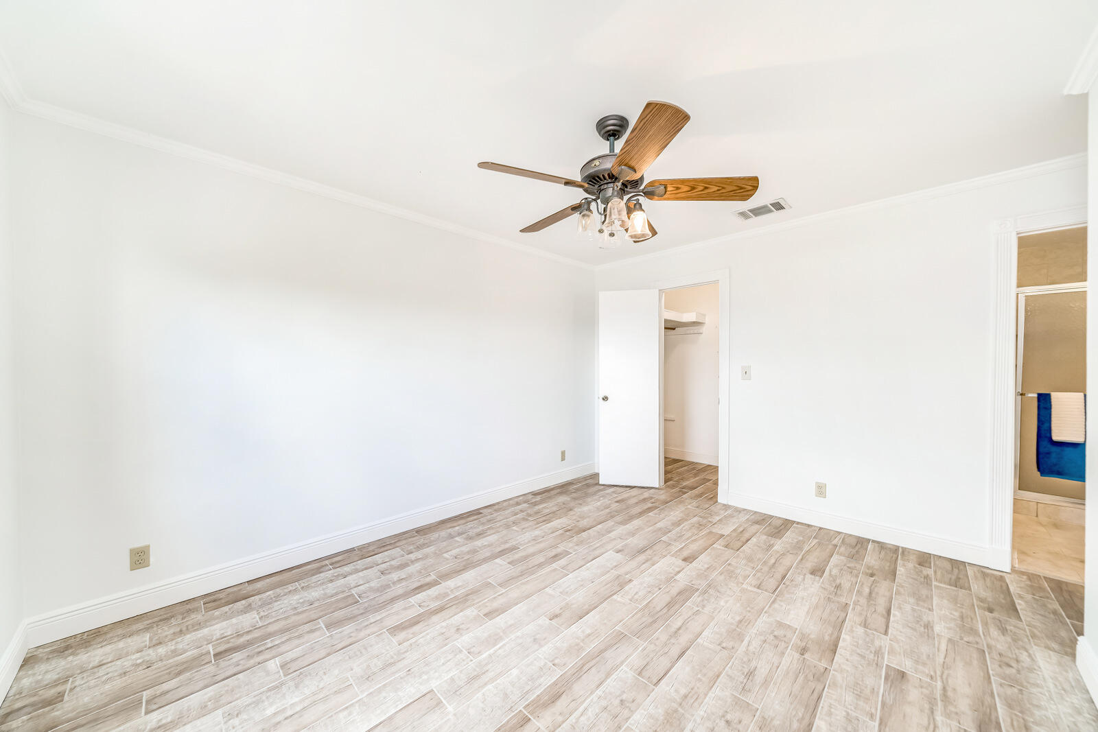 11130 Model Circle East Boca Raton, FL 33428 - Photo 37 of 75 33-Interior-5