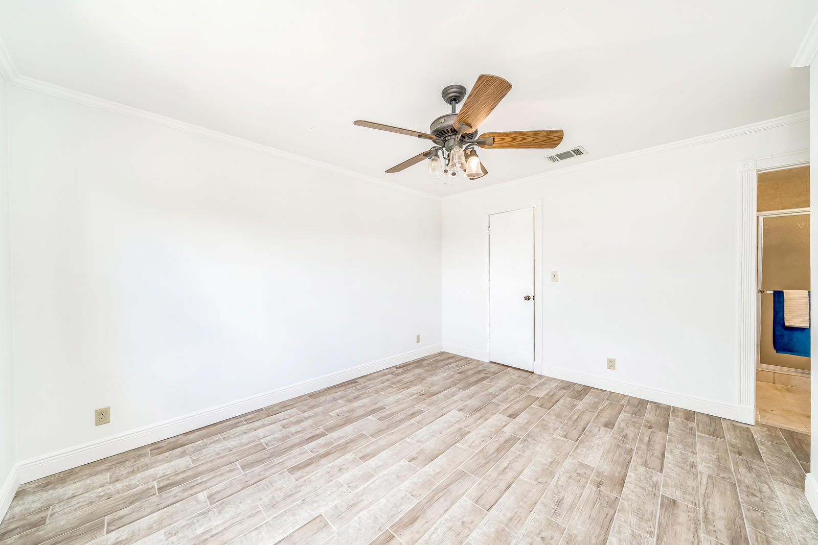 11130 Model Circle East Boca Raton, FL 33428 - Photo 38 of 75 34-Interior-6