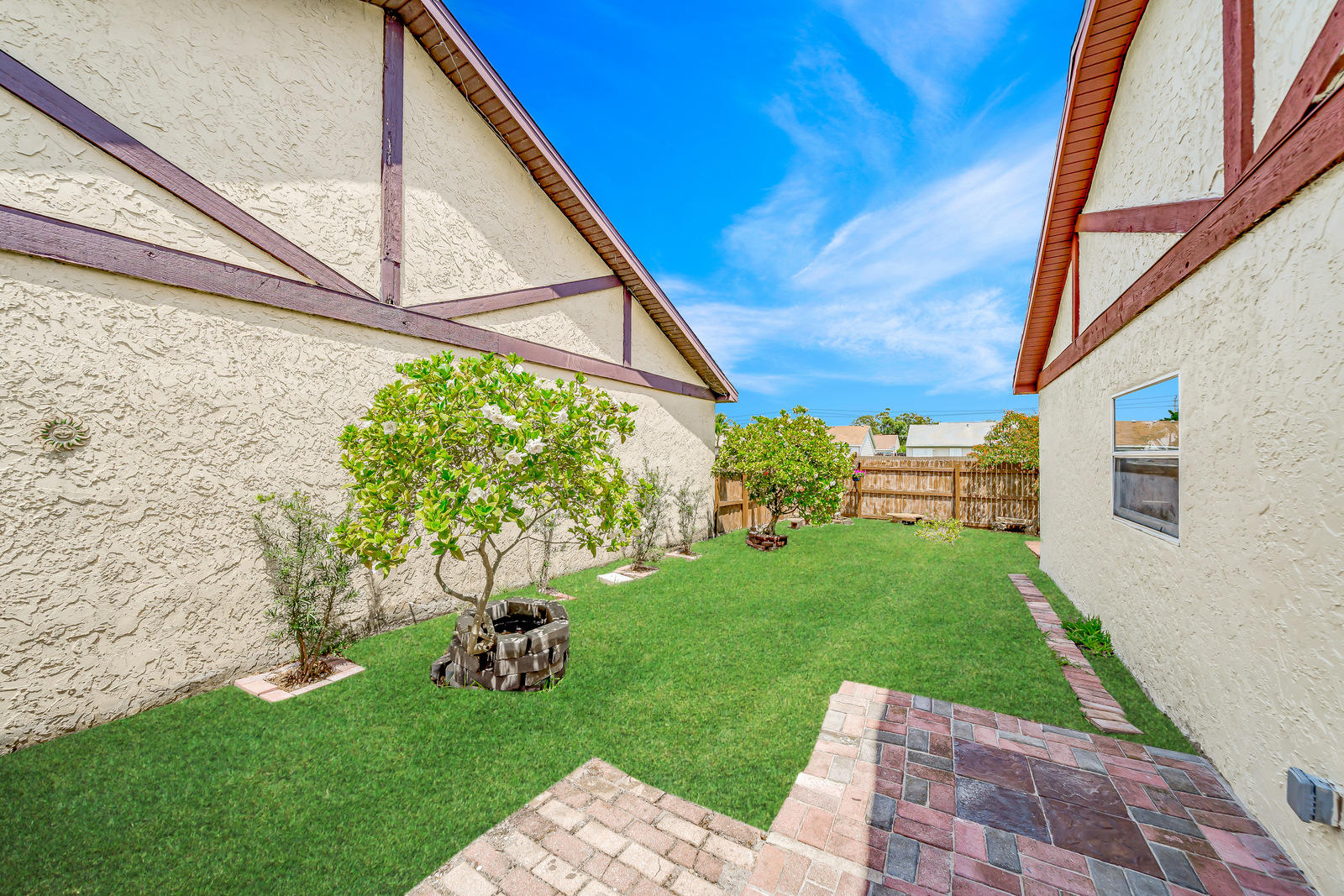 11130 Model Circle East Boca Raton, FL 33428 - Photo 59 of 75 52-Exterior-4