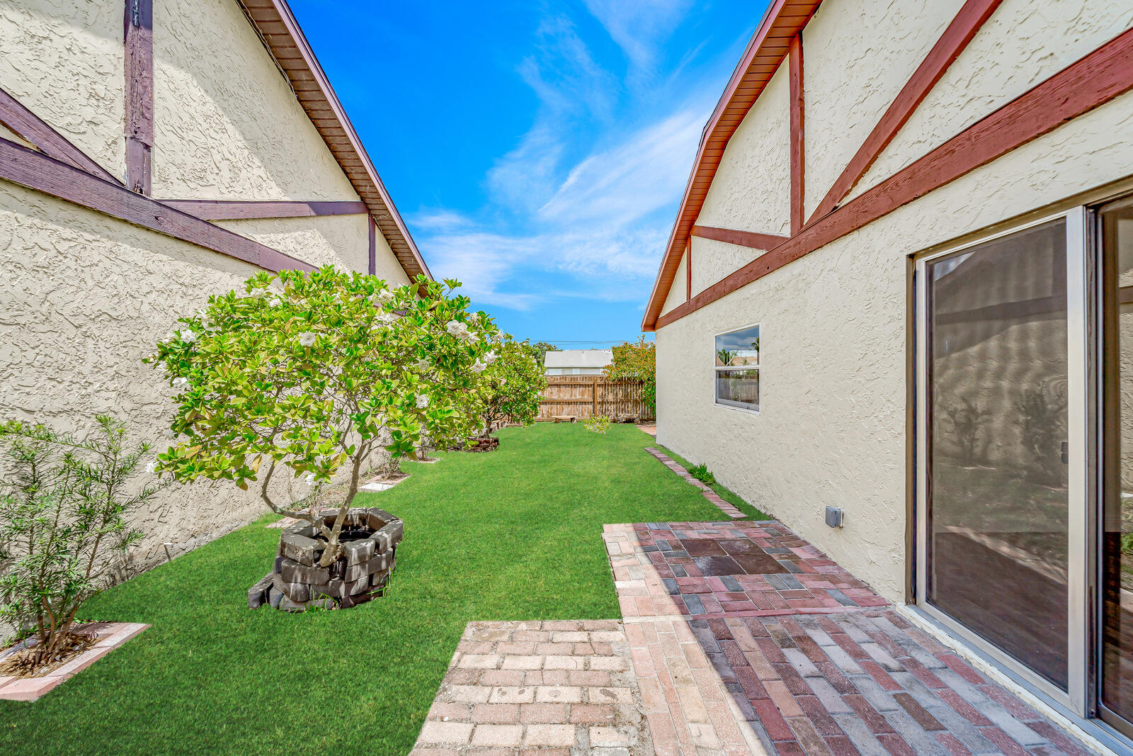11130 Model Circle East Boca Raton, FL 33428 - Photo 60 of 75 53-Exterior-5