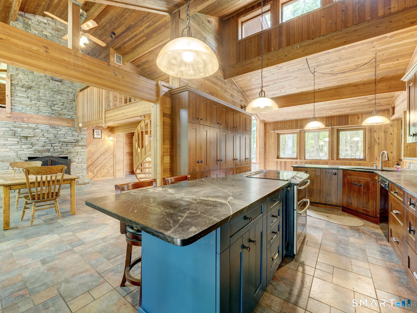 140 Old Willimantic Road Columbia, CT 06237 - Photo 17 of 37
