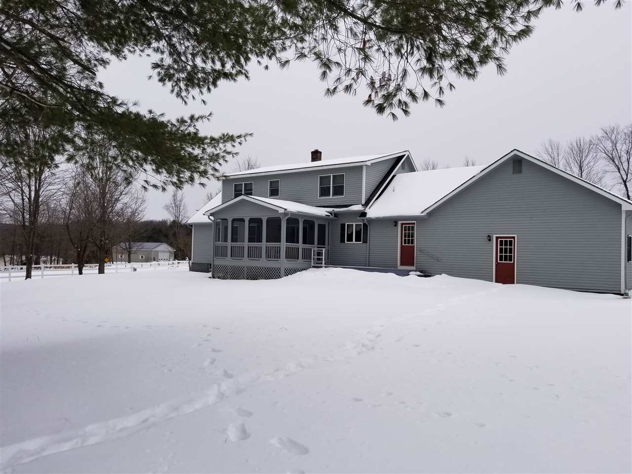 696 Lake Region Road Orleans, VT 05860 - Photo 5 of 30