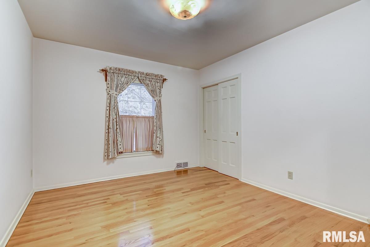 2043 Huntleigh Road Springfield, IL 62704 - Photo 25 of 40